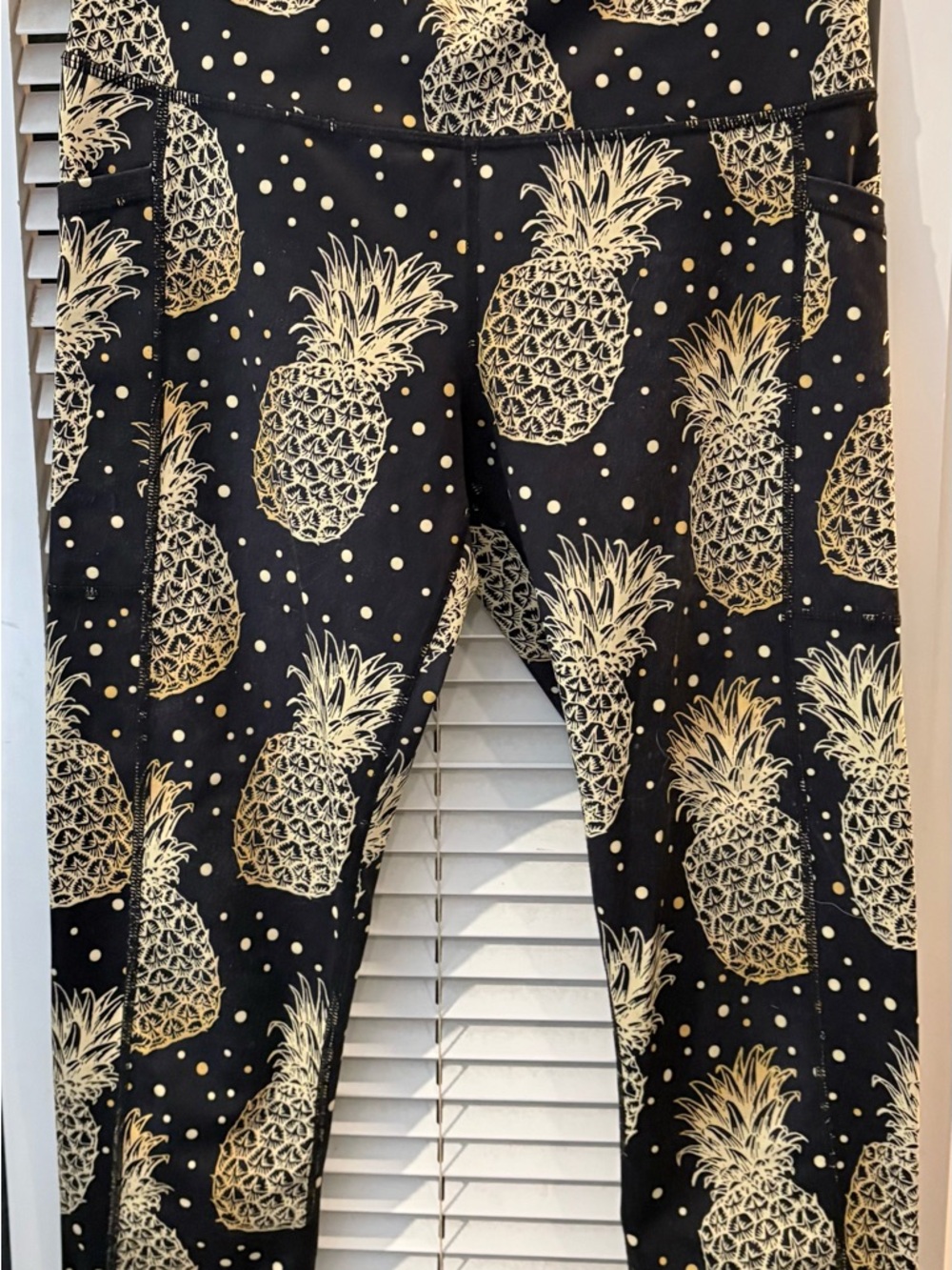 CVG Capri leggings size S